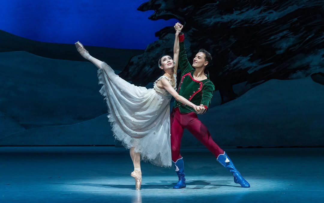 The Nutcracker and the Mouse King (Prince) by Wayne Eagling & Toer van Schayk with Qian Liu, Photo by Marc Haegeman